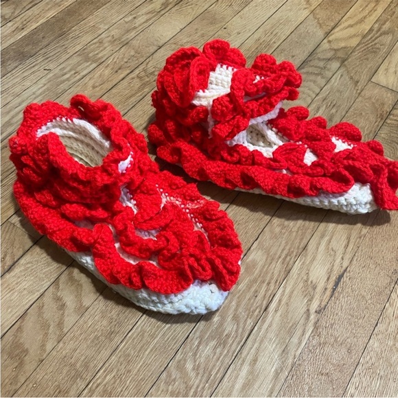 White and Red Crochet Slippers - Picture 1 of 10